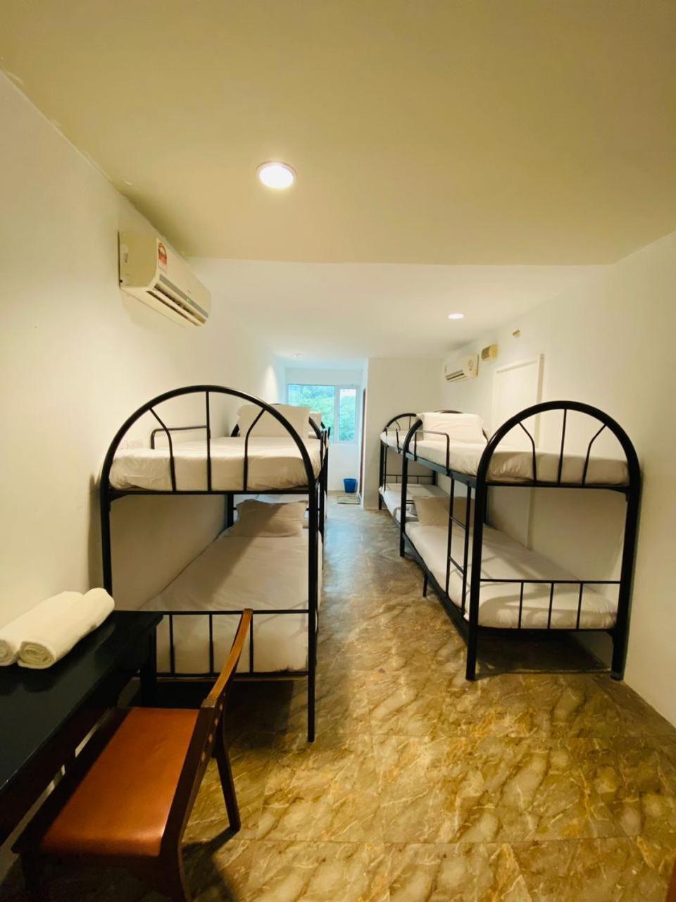 H2 Worldpackers , The Social Hotel Kota Kinabalu Extérieur photo